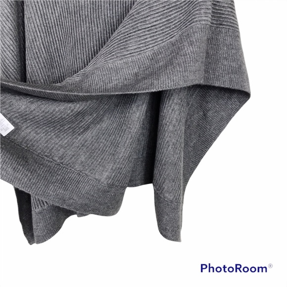 Loft Gray Ribbed Knit Poncho - Picture 8 of 11